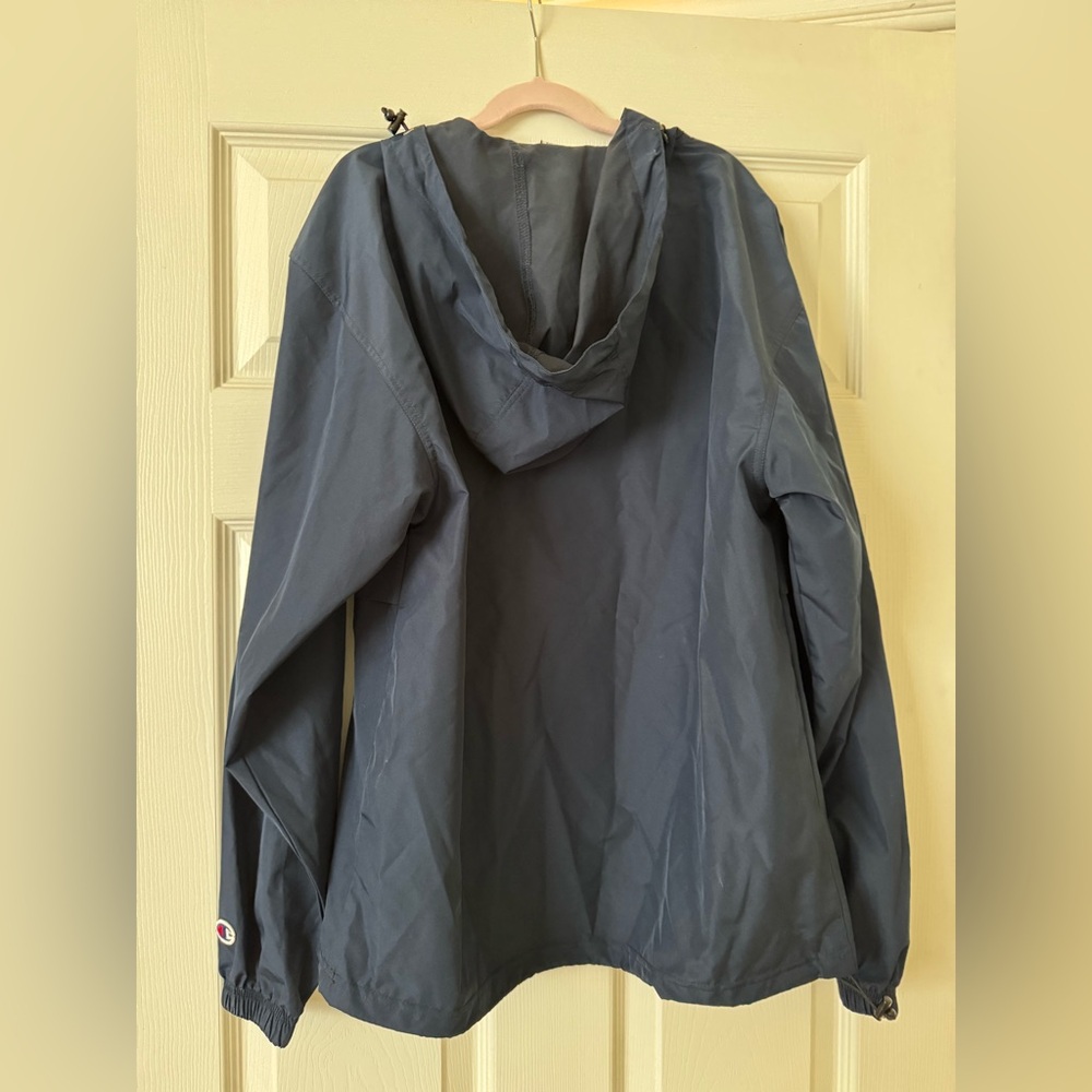 Georgetown Champion windbreaker - Picture 2 of 2